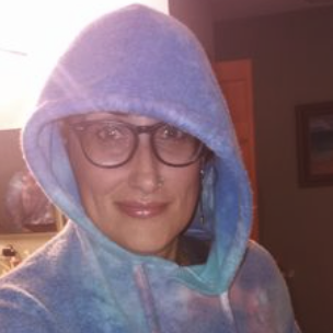 Elyssa wearing her Cloud Cotton Hoodie